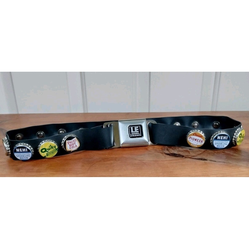 VTG Little Earth Bottle Cap Belt Black Rubber Seatbelt Buckle Y2K Grunge Med 16"